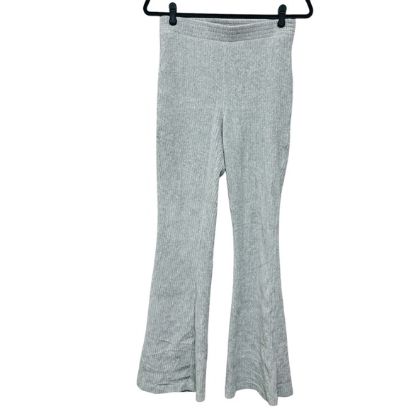 Aerie Groove On Velour High Waisted Flare Pant - Picture 2 of 13